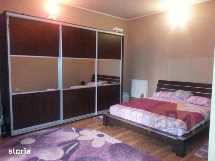 Casă cu 6 camere cu Teren 1500 Mp în Sânmartin