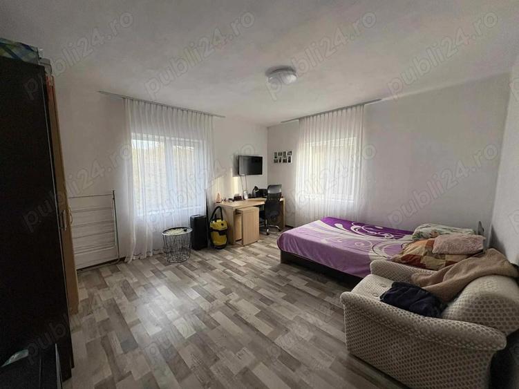 Casa de vinzare gradina ?i un hectar de teren 2 camere baie, coridor beci, bucatarie anexe,exe,, - 3