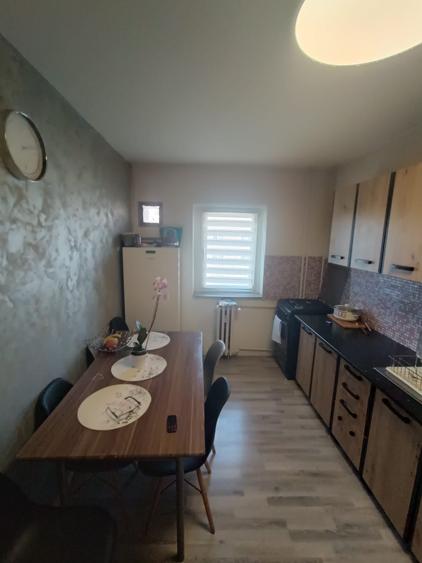 Apartament 3 camere, de vânzare, Grigorescu, str. Alex. Vlahuță, decomandat - 1