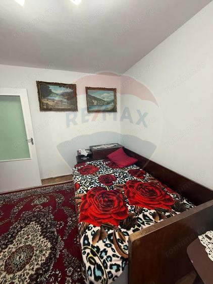 Apartament cu 3 camere de inchiriat - 5