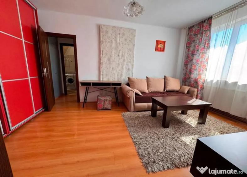 Apartament cu 2 camere semidecomandat în Gară