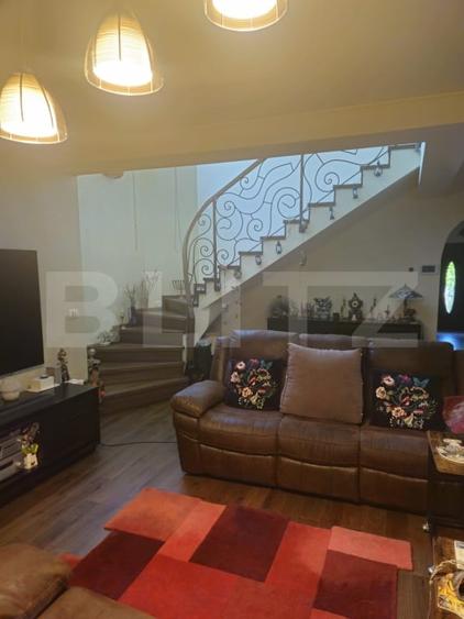 Vila de vanzare, cu 6 camere, 230 mp, zona Samurcasi - 3