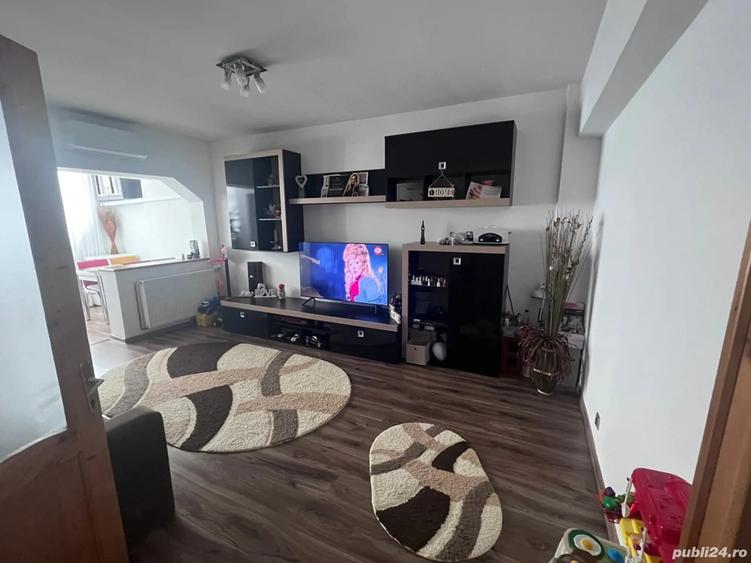 Apartament de vanzare extra central - 2