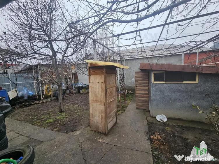 Casa individuala 3 camere, curte libera 225 mp, zona Piata R - 2