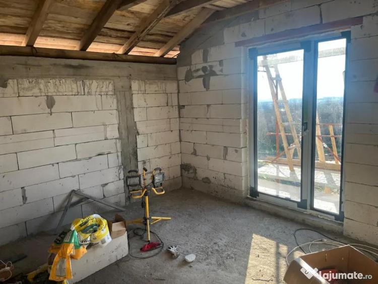 Casa semi-finisata P+M, 170 mp utili, 311 mp teren, zona C - 6