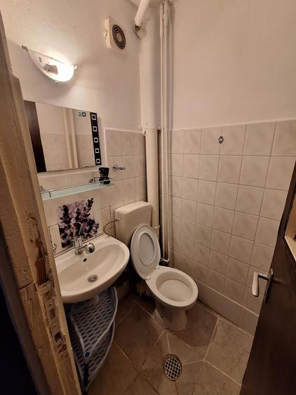 200 euro!!!!Garsoniera Et 3 Zona Complexul Studentesc - 6