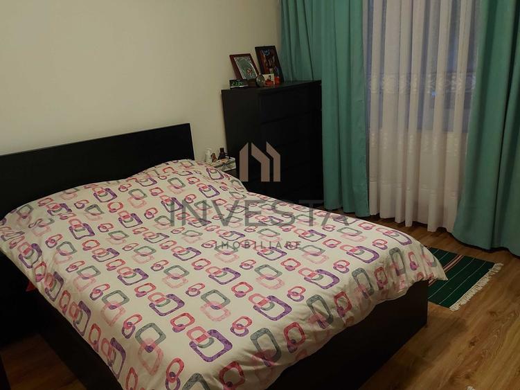 Apartament cu 3 camere decomandat, mobilat în Zorilor