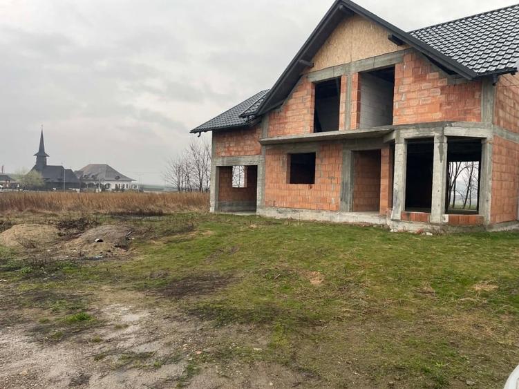 De vazare casă la roșu - 2