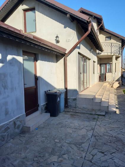 Casa P+M 216mp utili,teren 503 mp - 2