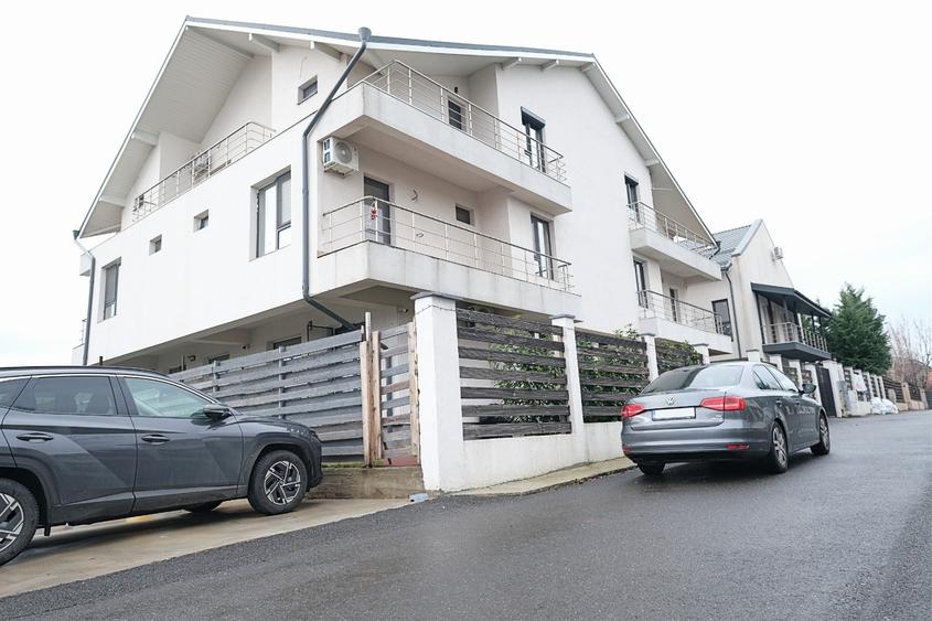 OTOPENI - Str. 23 August (Mesteacanului), apartament 3 camere amenajate LUX - 23