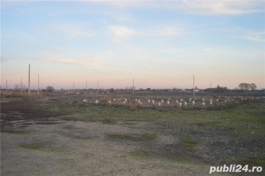 Teren cu utilitati in apropiere de autostrada A1 - 2