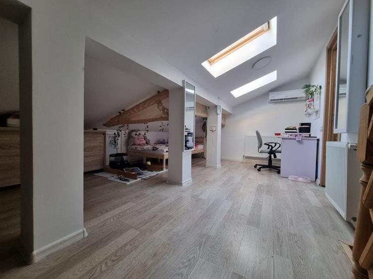 Compozitori-apartament 3 camere decomandat - 14