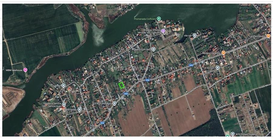 Teren in zona de case