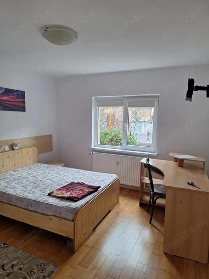 Aparmatent decomandat, 3 camere de inchiriat - 7