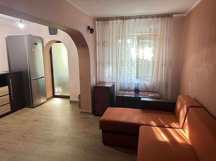 Apartament de vanzare in Galati, Micro 16 - 3 camere, 57 mp! - 1