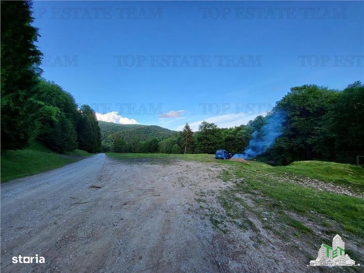 Teren Intravilan 12000 mp, Cascada Urlatoarea,pentru Resort, langa baz - 6