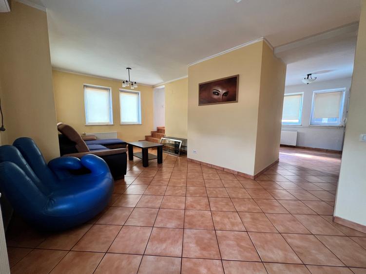 Comision 0 - zona Kaufland - Apartament cu 4 camere pe 2 niveluri - CT/AC - 15