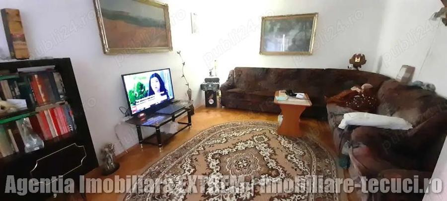 Casa cu 4 camere ?i 417mp teren in fa?a garii de sud din Tecuci - 3