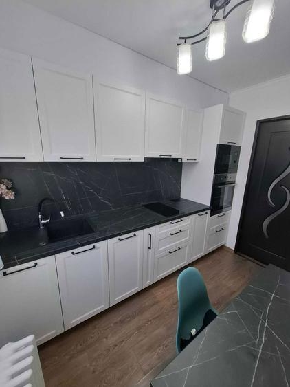 Chirie ap 2 camere Bloc Cicero mobilat modern - 2