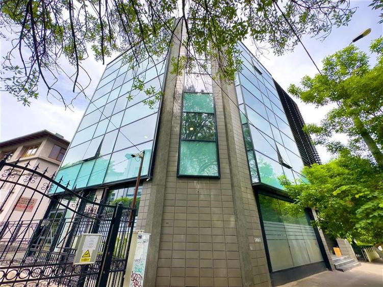 Piata Victoriei | Titulescu | de la 150 mp - 1