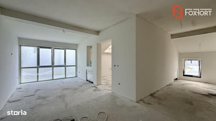Casa individuala de vanzare, 8 camere + 4 bai - Mosnita Veche - 19