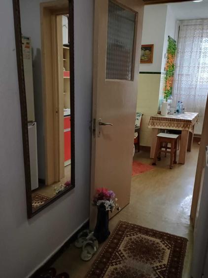 Apartament 2 camere, semidecomandat, zona centrala - 4