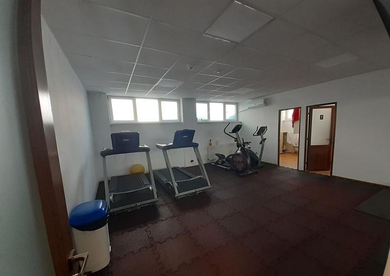 Cladire birouri si hala zona Theodor Pallady - 1