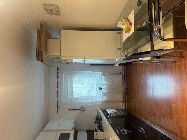 Apartament 2 Camere, etajul 2, zona Miorita piata - 2