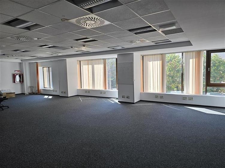 Birouri de inchiriat in Unimed Business Center de la 321 mp - 8