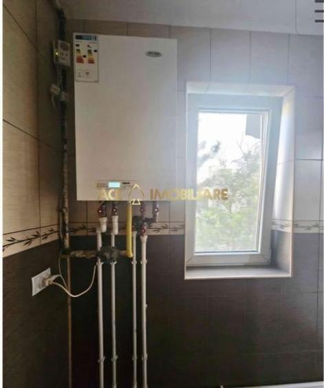 Apartament cu 3 camere decomandat în Vitan