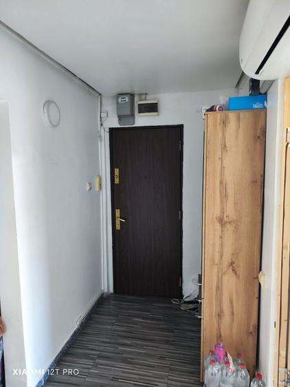 De vanzare apartament cu 3 camere - 5
