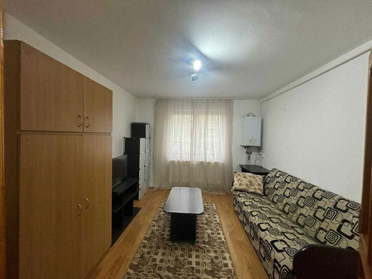 Garsoniera de vanzare in Zarnesti Brasov - 1