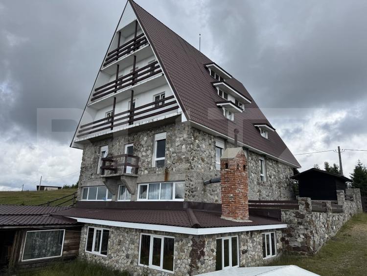 Proprietate turistica in Varful Roman – Horezu, vedere panoramica - 2