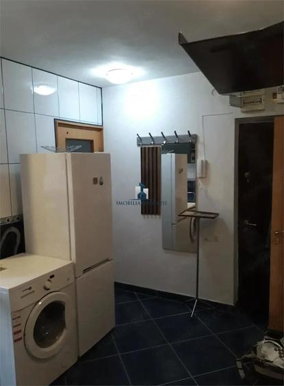Apartament cu 2 camere decomandat în Berceni