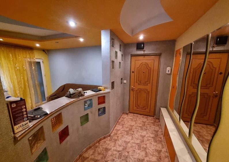 Soveja eden-apartament 4 camere decomandat etaj 1 - 11