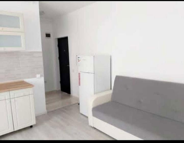 Vand apartament central Floresti - 2