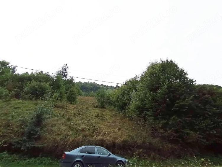 Teren de 7100 mp, în Rusca