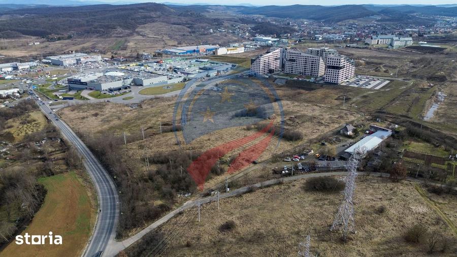 Teren de 11277 mp, în Calea Sighisoarei