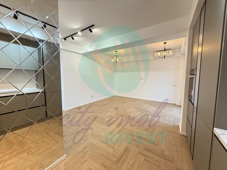 Apartament cu 3 camere decomandat, mobilat în Moșilor