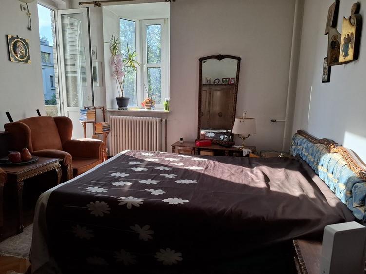 Casă individuală cu 2 camere cu Canalizare în Domenii