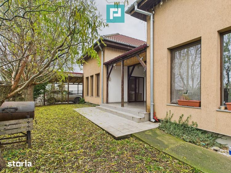 Casă cu 6 camere cu Teren 1376 Mp în Iosefin