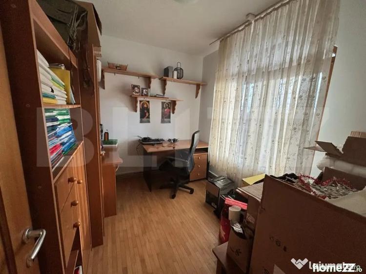 Casă cu 5 camere cu Teren 2300 Mp în Aninoasa