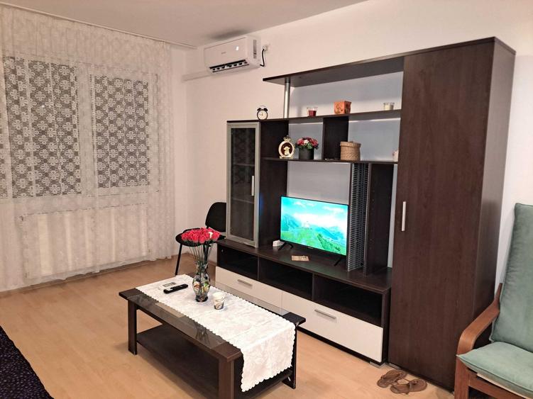 Apartament cu 2 camere nedecomandat în Națiunile Unite