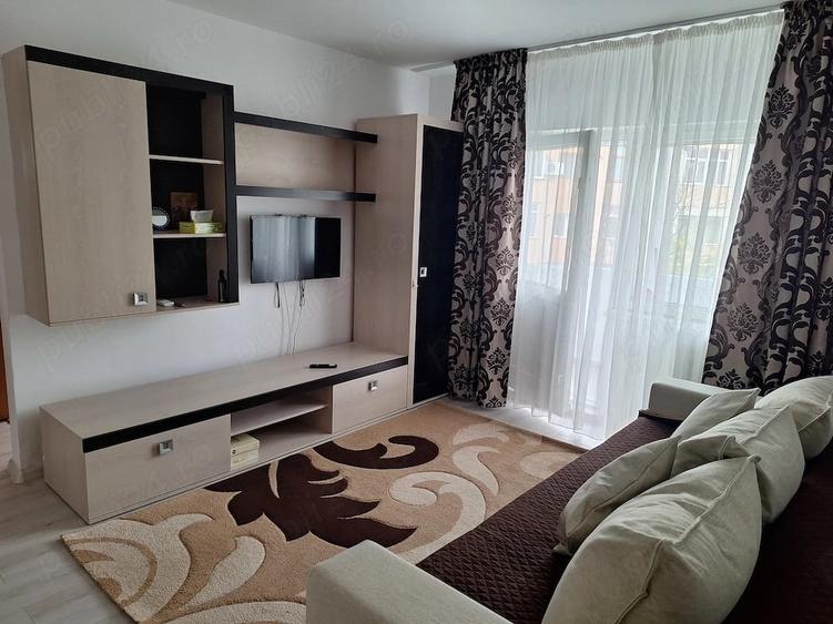 Apartament cu 2 camere semidecomandat în Brazda lui Novac