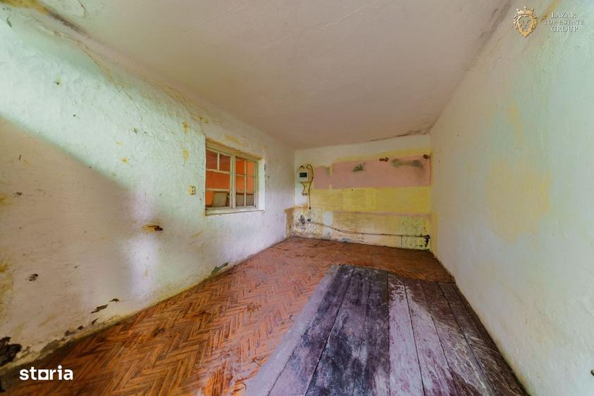Casă cu 4 camere cu Teren 1065 Mp în Horia