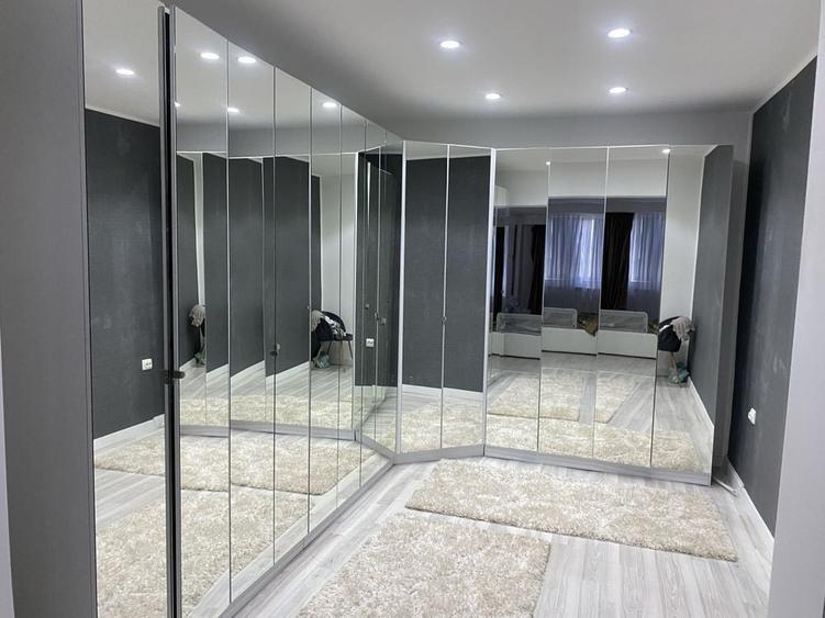 Casă individuală cu 4 camere cu Canalizare în Pipera