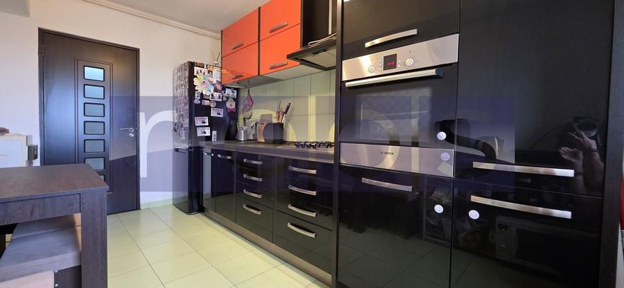 VANZARE 2 CAMERE DECOMANDAT - PARCARE -CONFORT CITY - 1