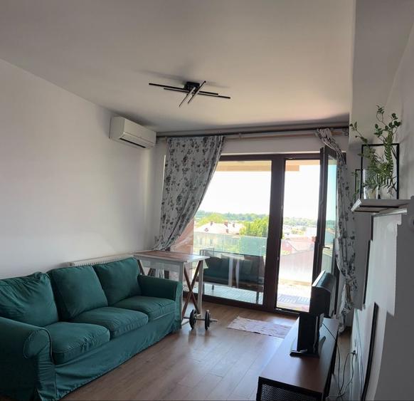 Apartament cu 2 camere decomandat în Central