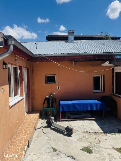 Casă cu Teren 312 Mp în Ion Creangă