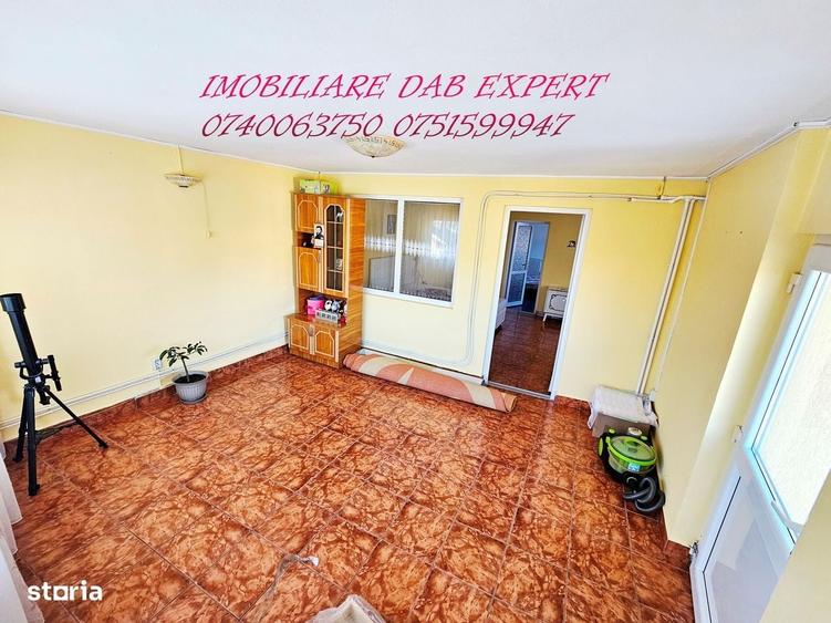 Casă cu 4 camere în Dunărea